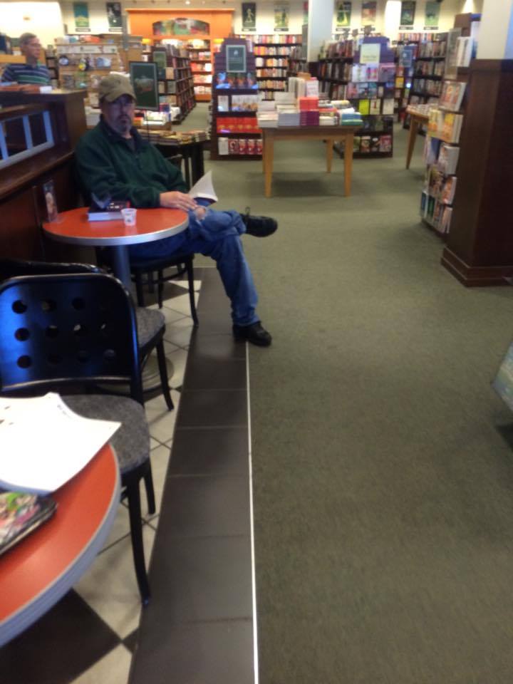 15086935_10155538222073065_996441158_n-1